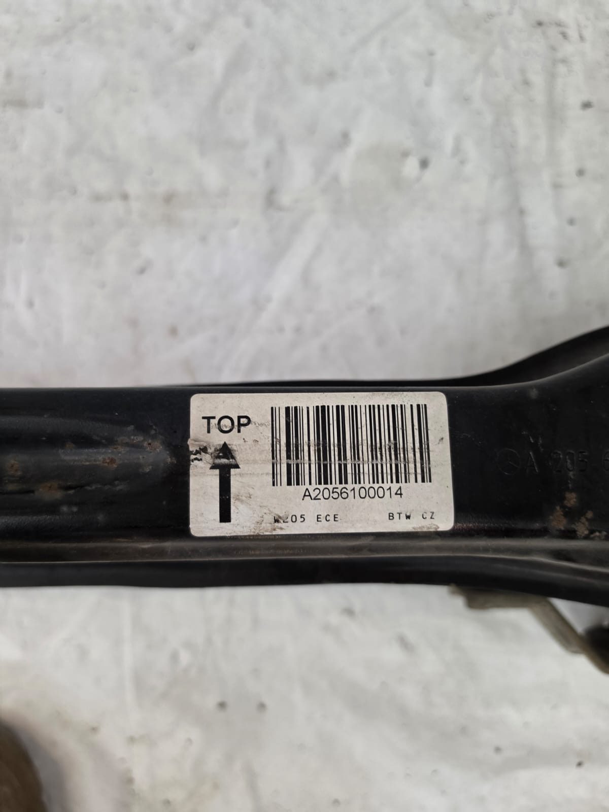 MERCEDES C CLASS W205 2014-2019 REAR BUMPER CRASS BAR/REINFORCEMENT BAR - Image 2