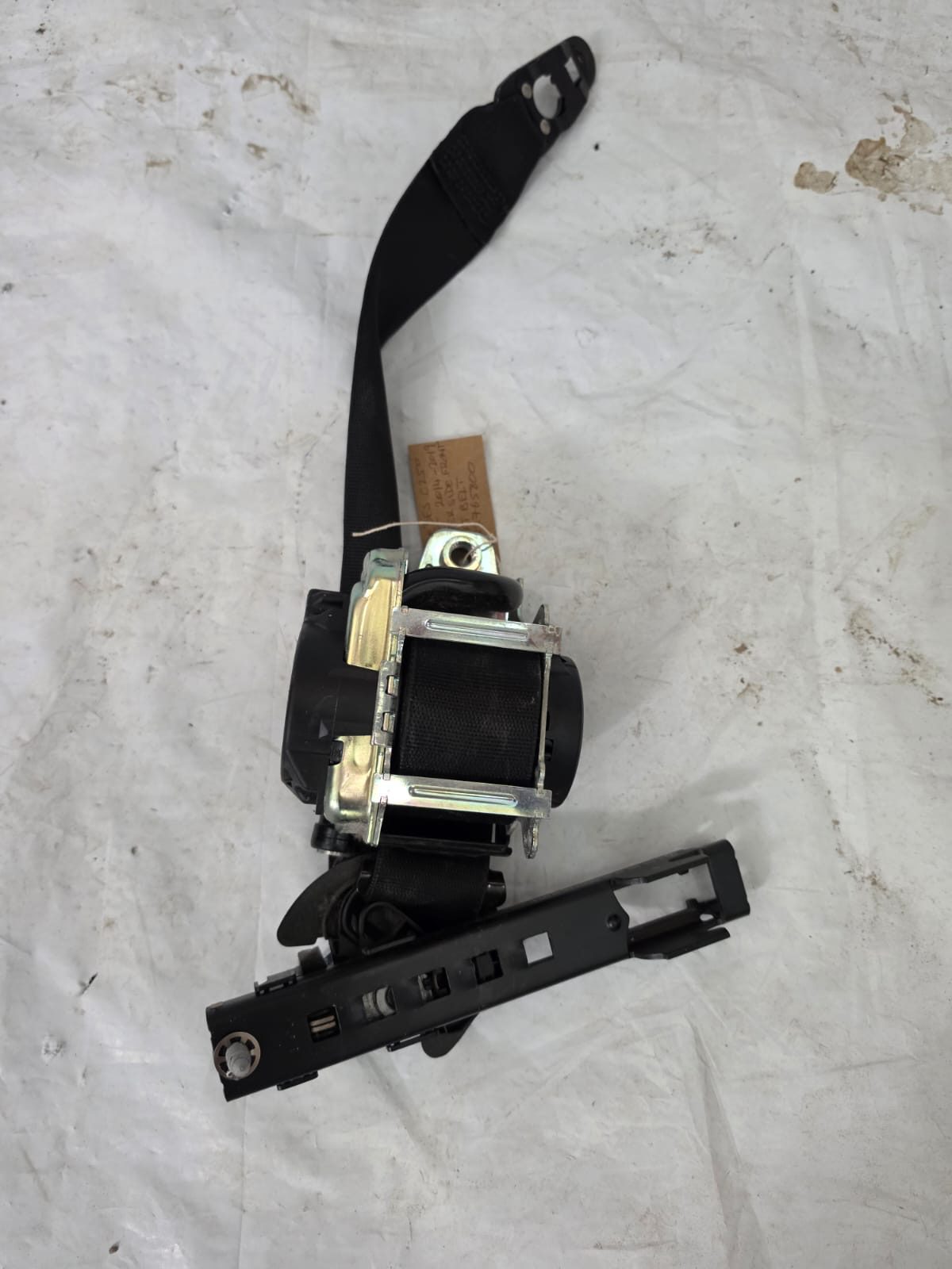 MERCEDES C CLASS W205 2014-2019 DRIVER SIDE FRONT SEAT BELT 622765800 - Image 3