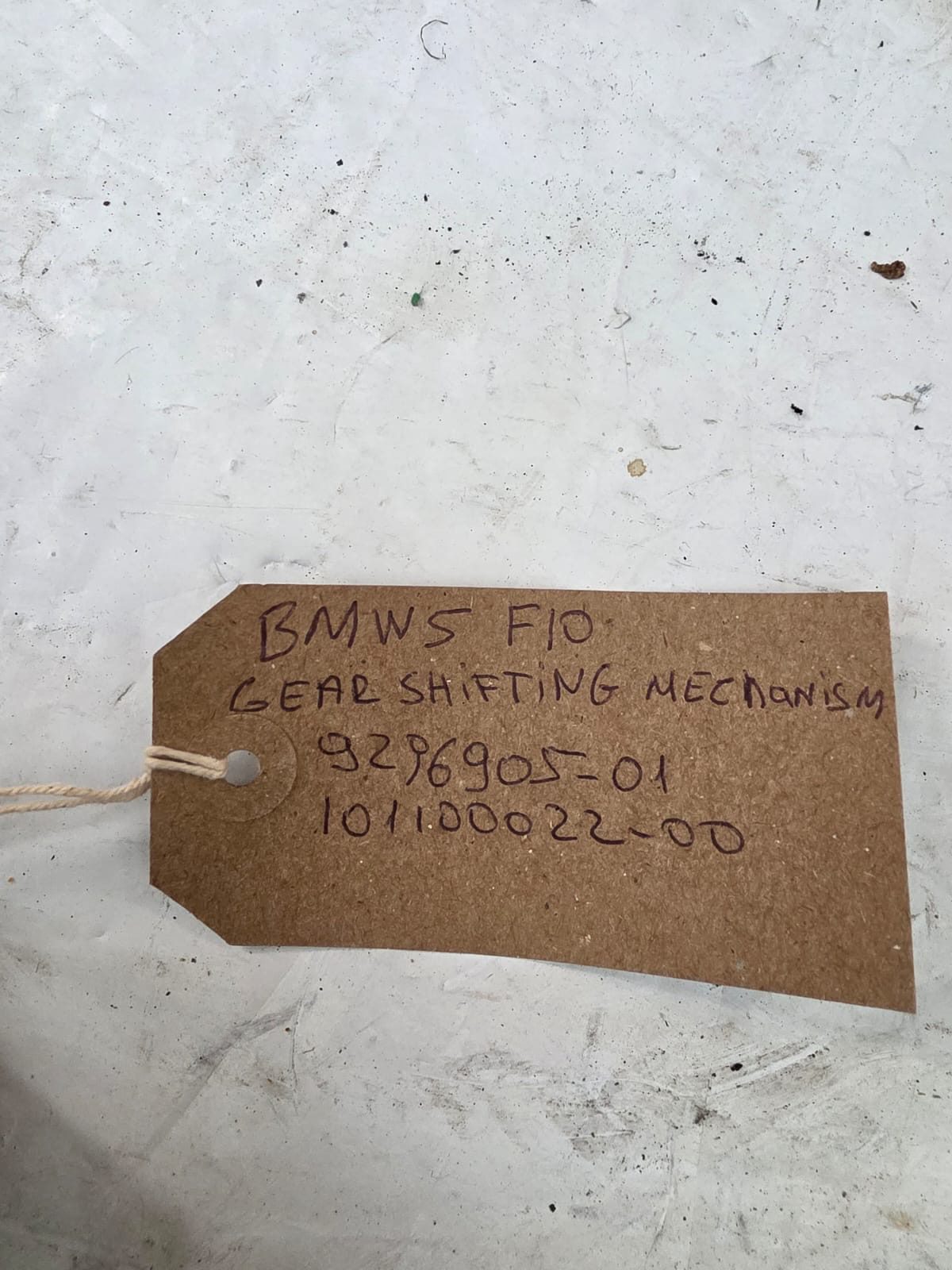 BMW 5 SERIES F10 09-17 GEAR SHIFTING MECHANISM 9296905-01 / 101100022-00 - Image 4