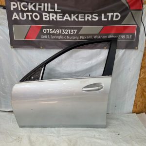 MERCEDES C CLASS W204 SALOON PASSENGER SIDE FRONT LEFT DOOR 2014 SILVER