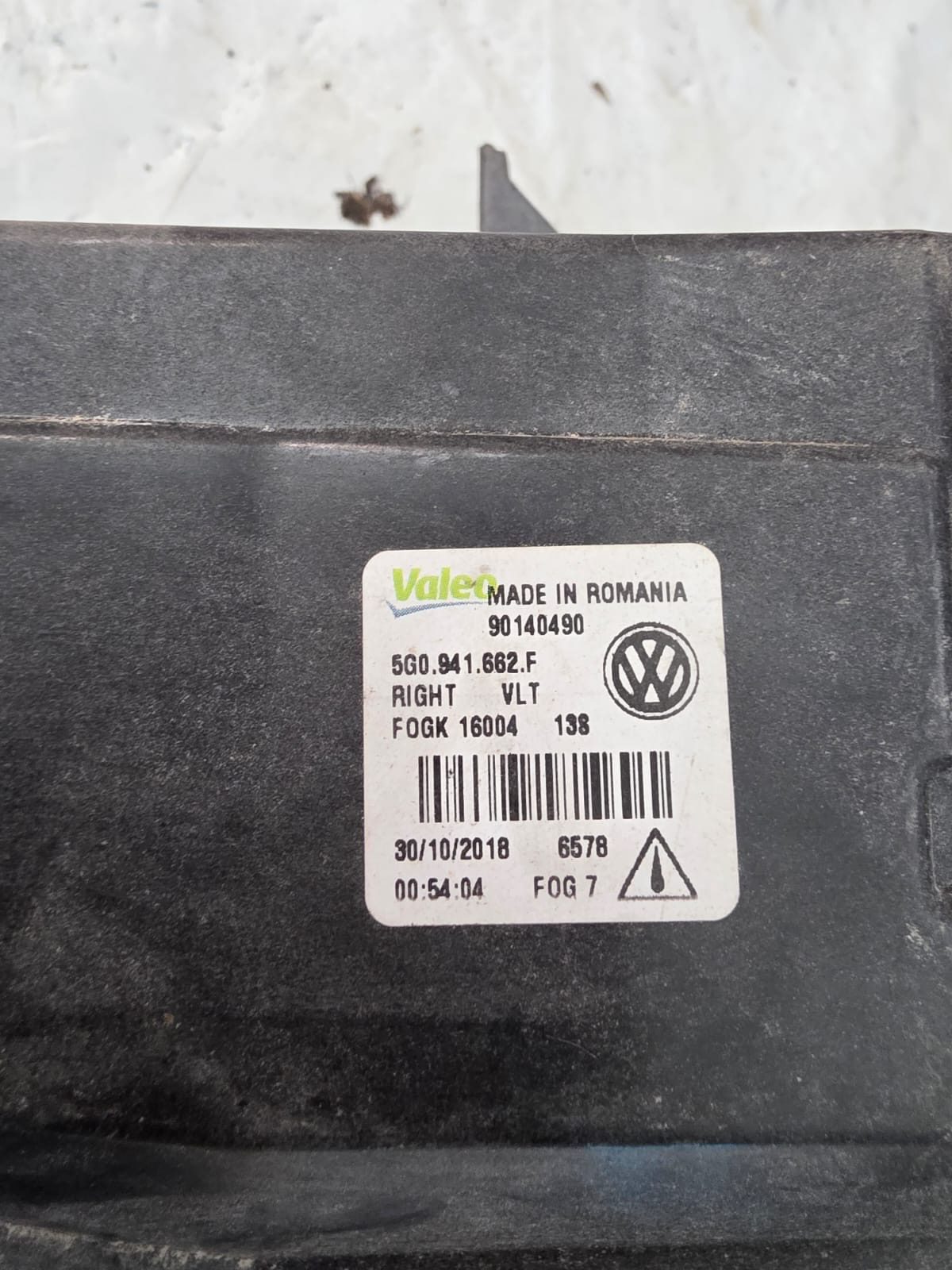 VOLKSWAGEN GOLF VII 2017-2020 FRONT RIGHT FRONT BUMPER FOG LIGHT 90140490 - Image 3