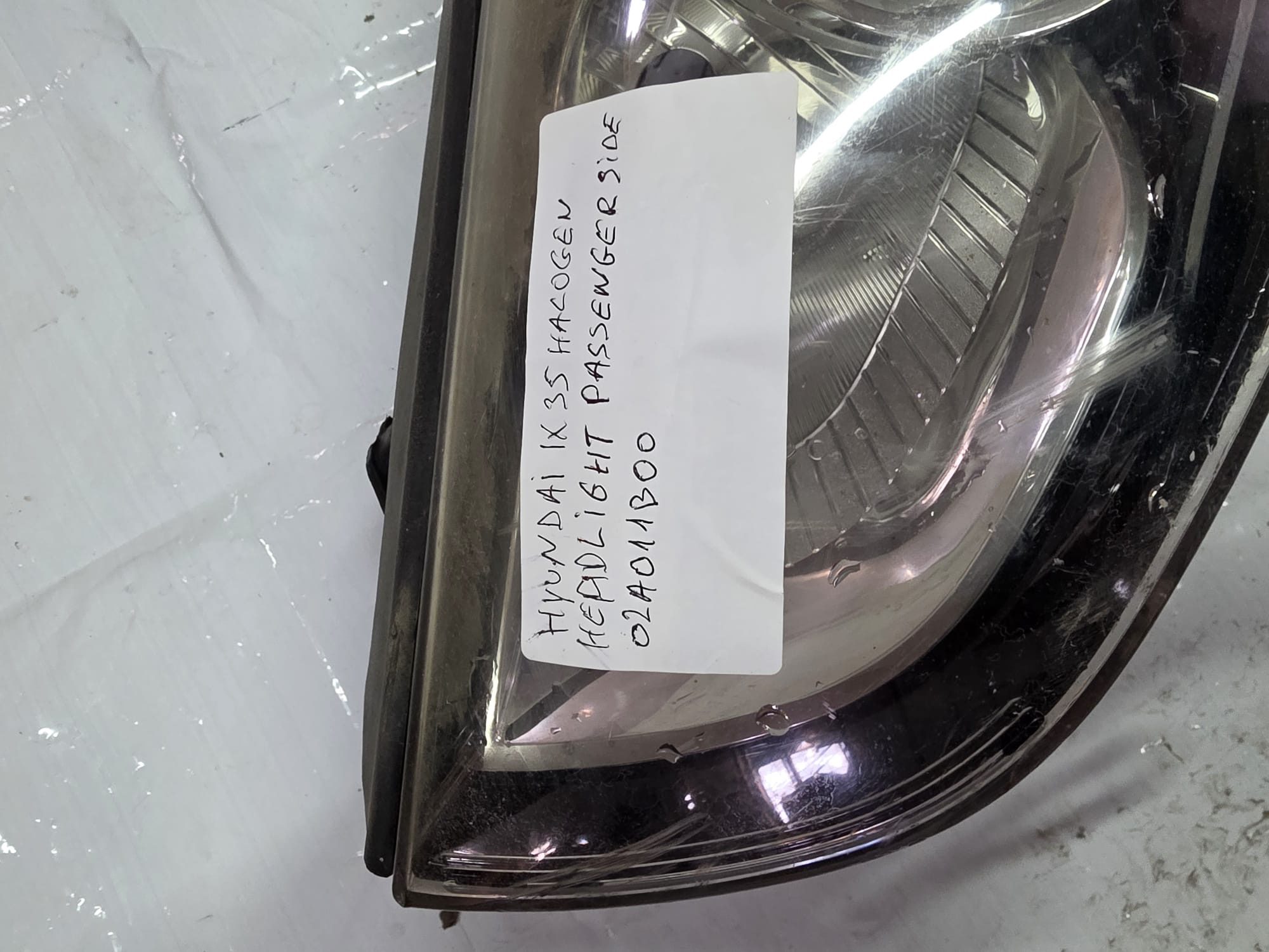 HYUNDAI IX35 HALOGEN HEADLIGHT PASSENGER SIDE 02A011B00 - Image 3
