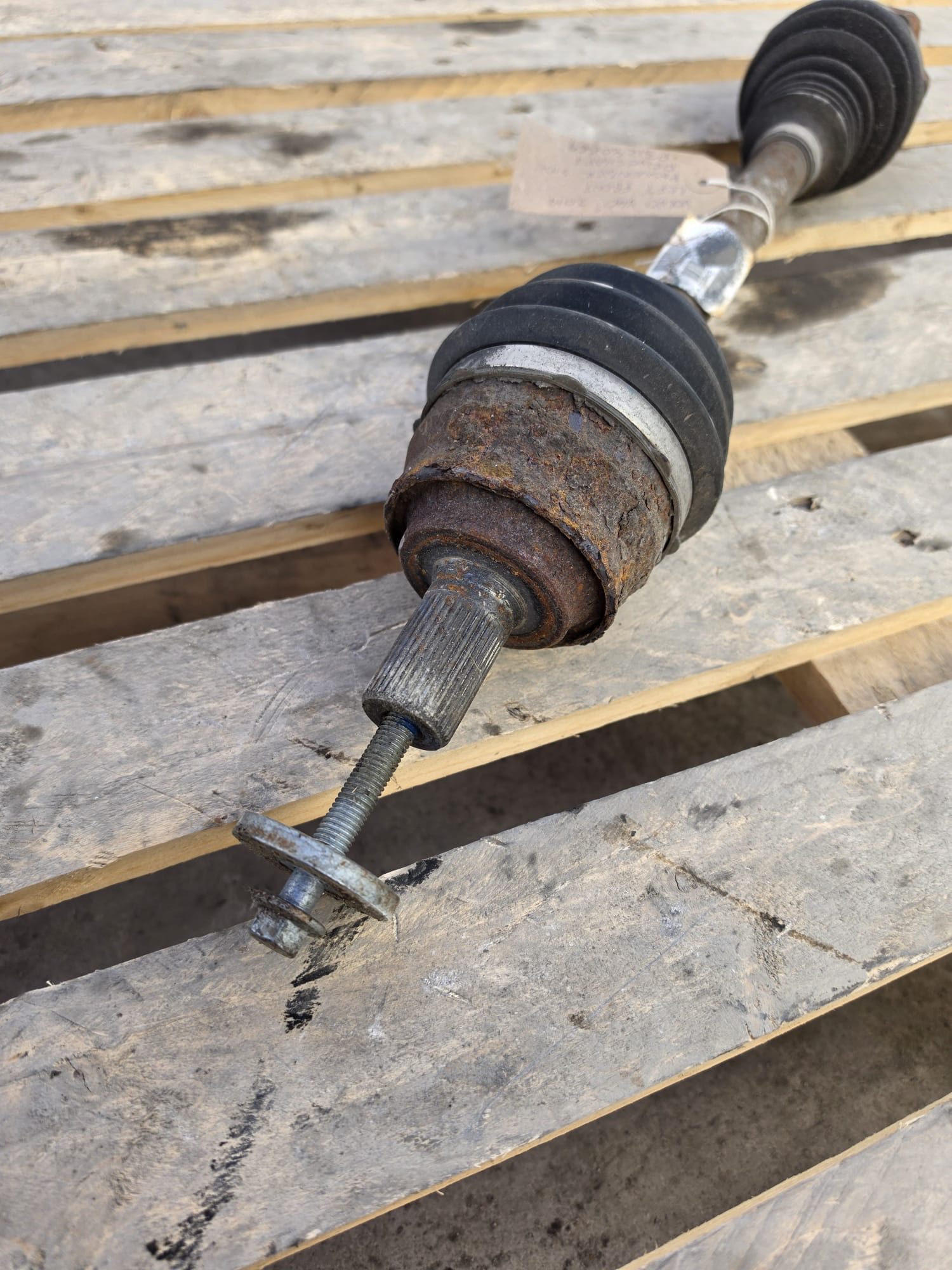 VOLVO V40 2014 FRONT LEFT PASSENGER SIDE DRIVESHAFT P31280669 - Image 2