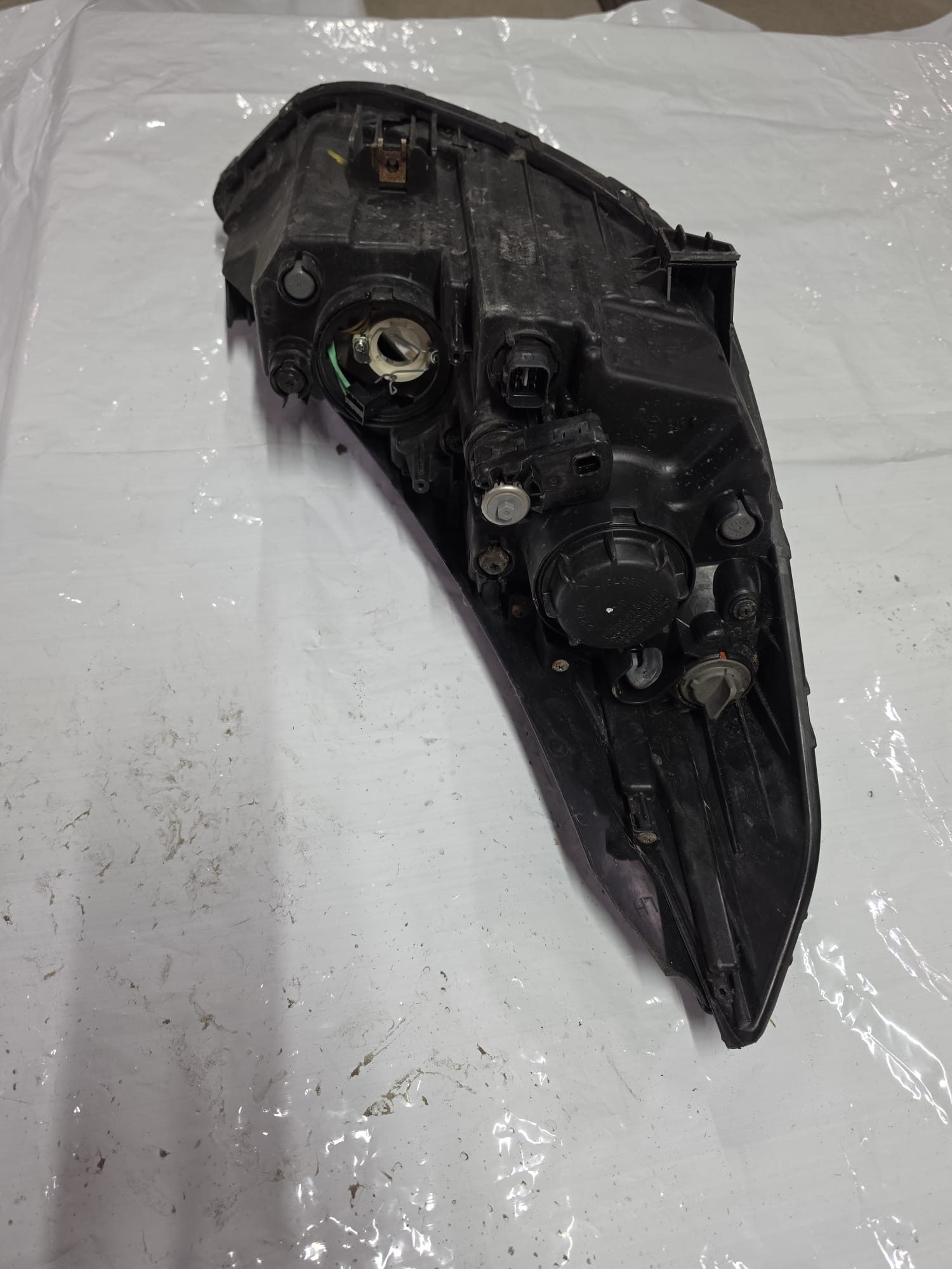 HYUNDAI IX35 HALOGEN HEADLIGHT PASSENGER SIDE 02A011B00 - Image 2