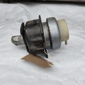BMW X5 E70 LEFT SIDE ENGINE MOUNT P685752003