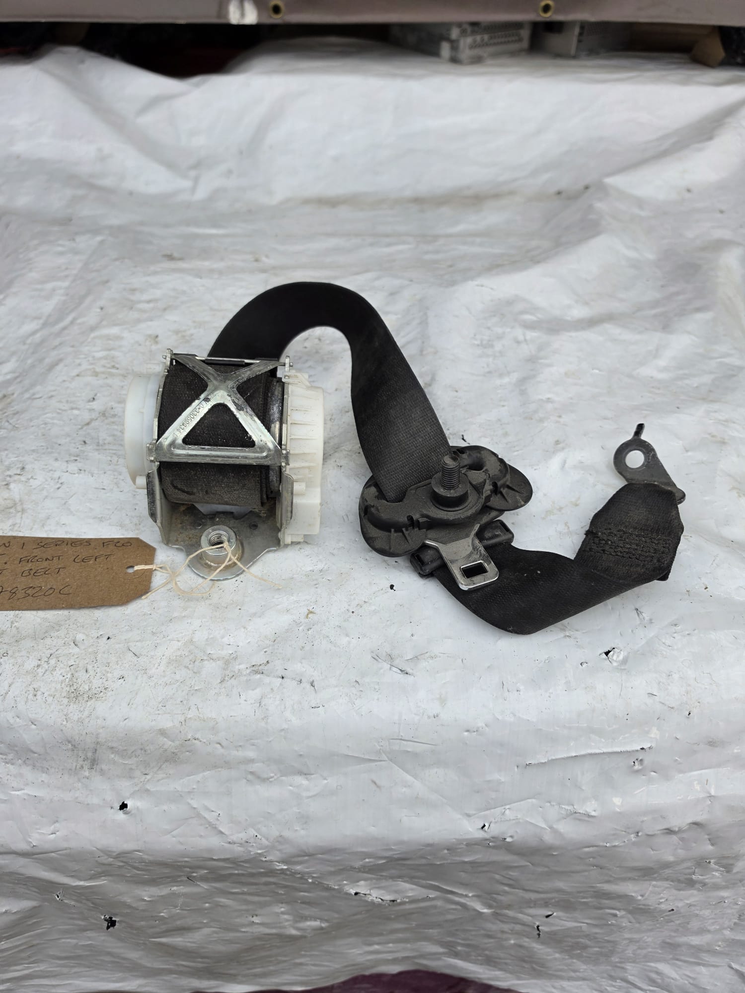 BMW 1 SERIES F20 2011-2015 FRONT LEFT SEAT BELT 34078320C - Image 3