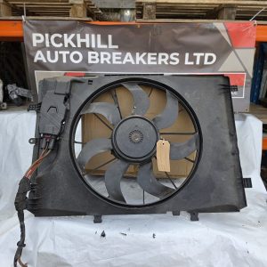 MERCEDES A CLASS W176 RADIATOR COOLING FAN 3135103802