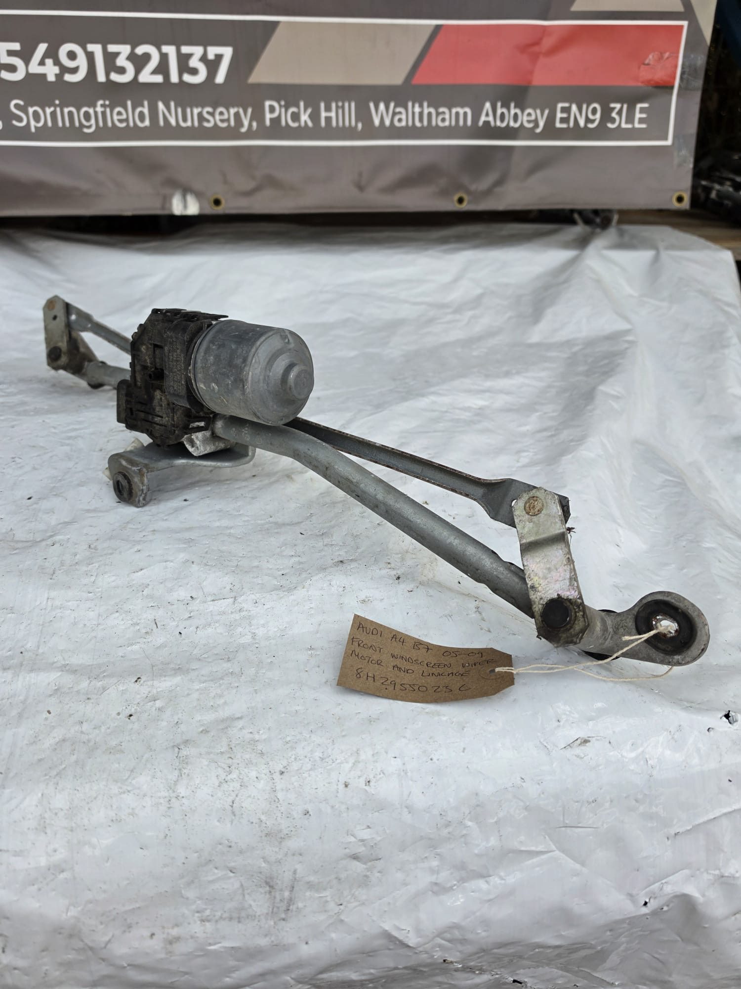 AUDI A4 B7 05-09 FRONT WINDSCREEN WIPER MOTOR AND LINKAGE 8H2955023C - Image 2