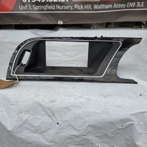 AUDI A5 8T DASHBOARD DISPLAY SCREEN SURROUND TRIM COVER 8T2857185P