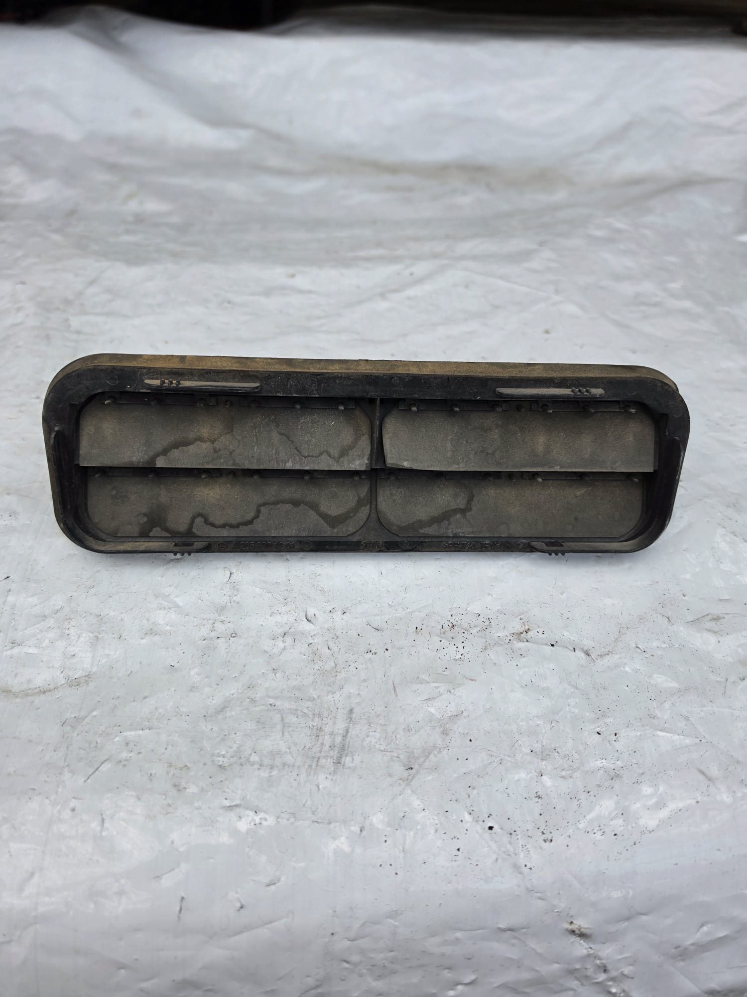 MERCEDES C CLASS W205 2018 REAR BODY VENTILATION GRILLE A2058301201