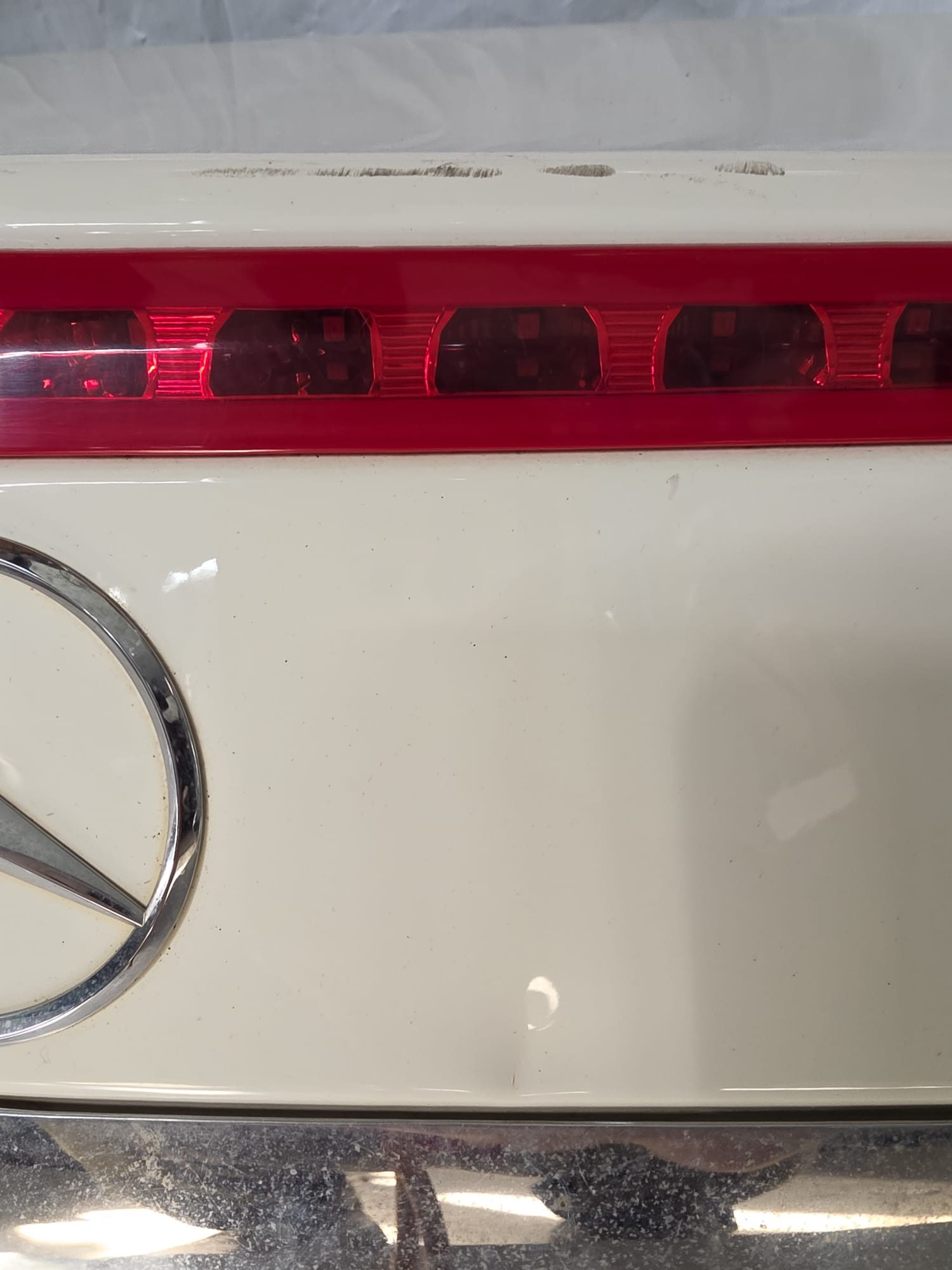 *MERCEDES E CLASS E220 SPORT MK4 C207 2010-2013 BOOT LID TAILGATE COMPLETE - Image 3