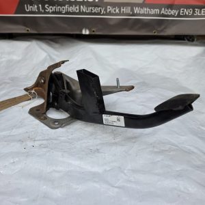 VOLVO V40 D2 12-19 BRAKE PEDAL ASSEMBLY 31381467