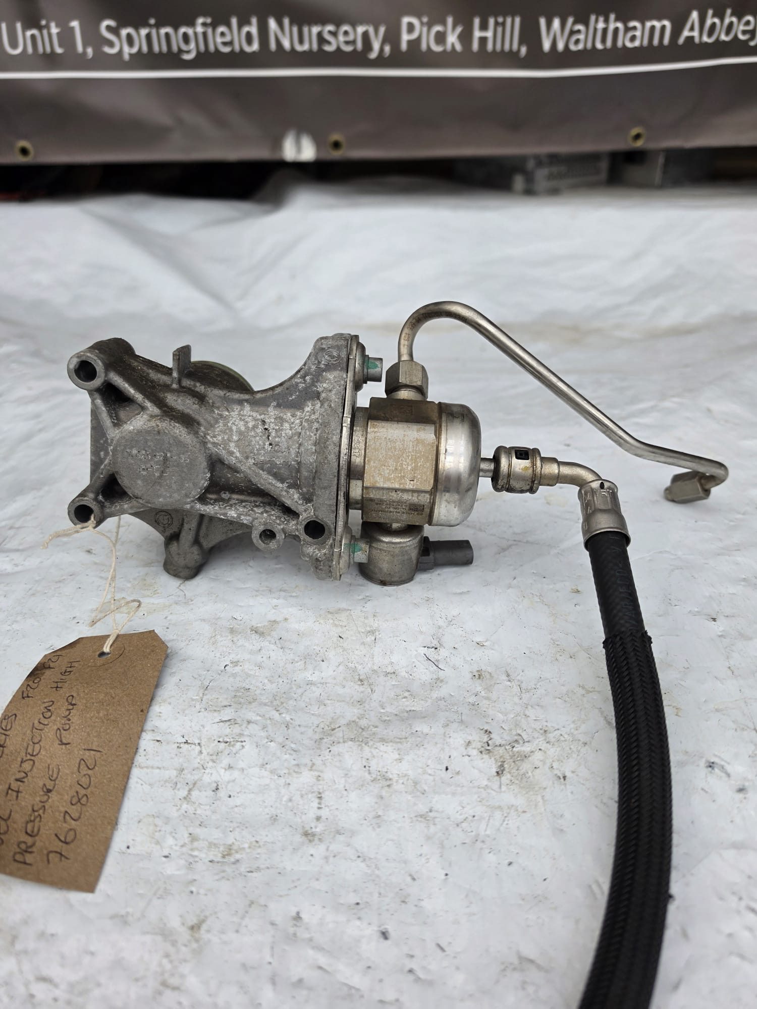 BMW 1 SERIES F20 F21 FUEL INJECTION HIGH PRESSURE PUMP 7628021 - Image 3