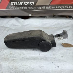 AUDI A4 B7 CENTER ARMREST LOWER PART 8E0864207D
