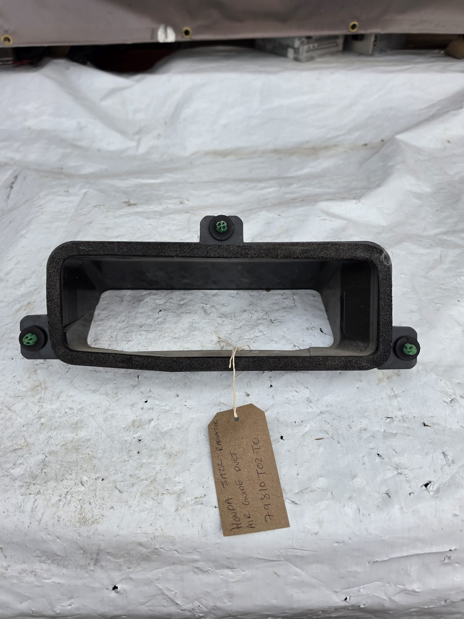 HONDA JAZZ RADIATOR AIR GUIDE DUCT 79810T02T0 - Image 2