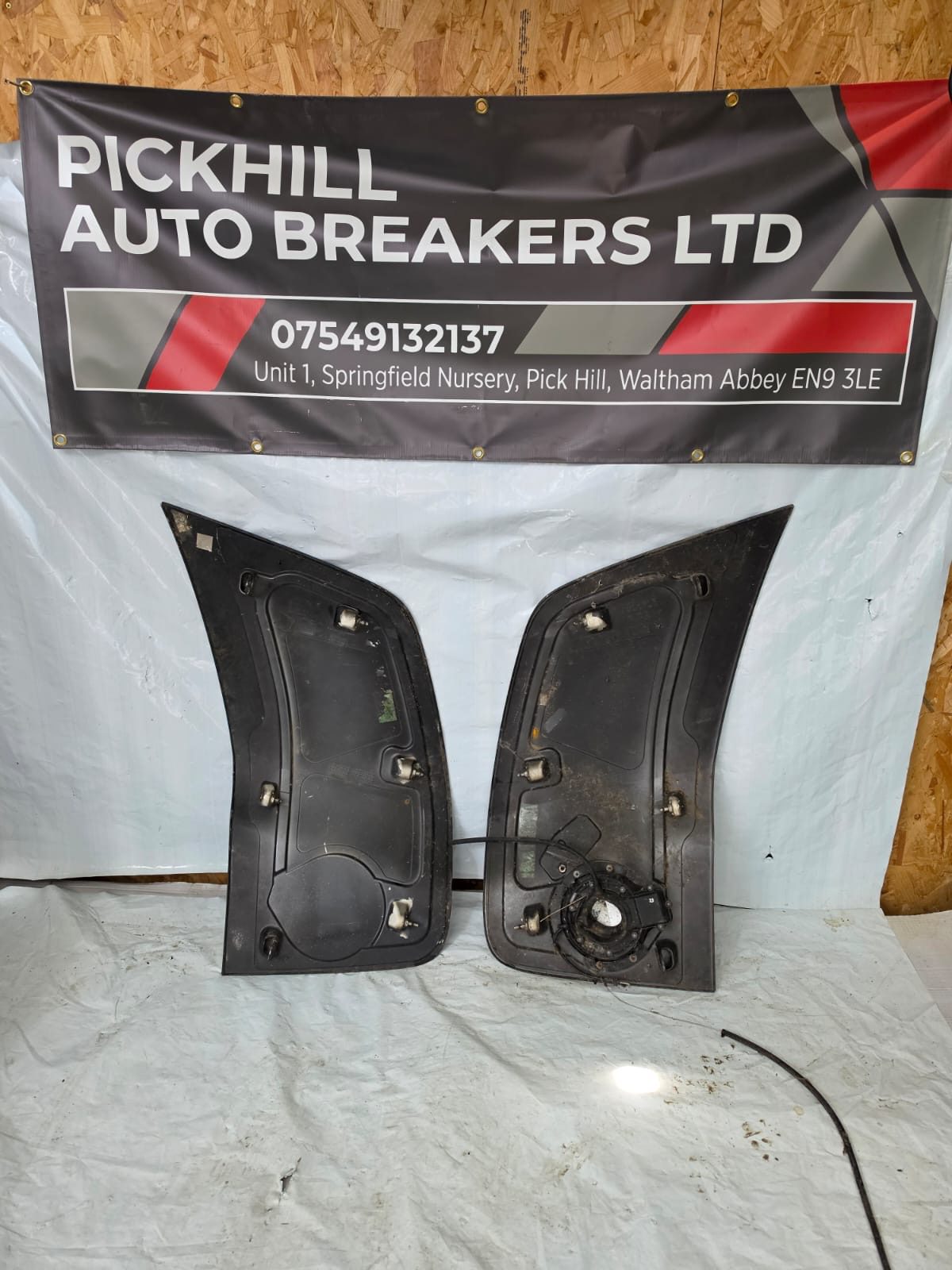 *AUDI R8 PASSENGER AND DRIVER SIDE BLADE 2007-2015 - Image 2