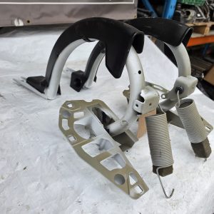 MERCEDES C CLASS W205 2014-2021 REAR BOOT LID HINGES PAIR LEFT AND RIGHT A2057500428 / A2057500328