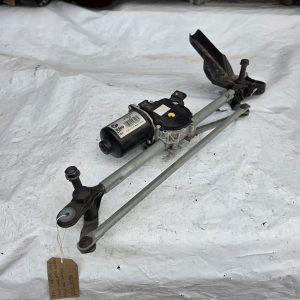 BMW 1 SERIES 2011-2015 FRONT WINDSCREEN WIPER MOTOR AND LINKAGE W000026098