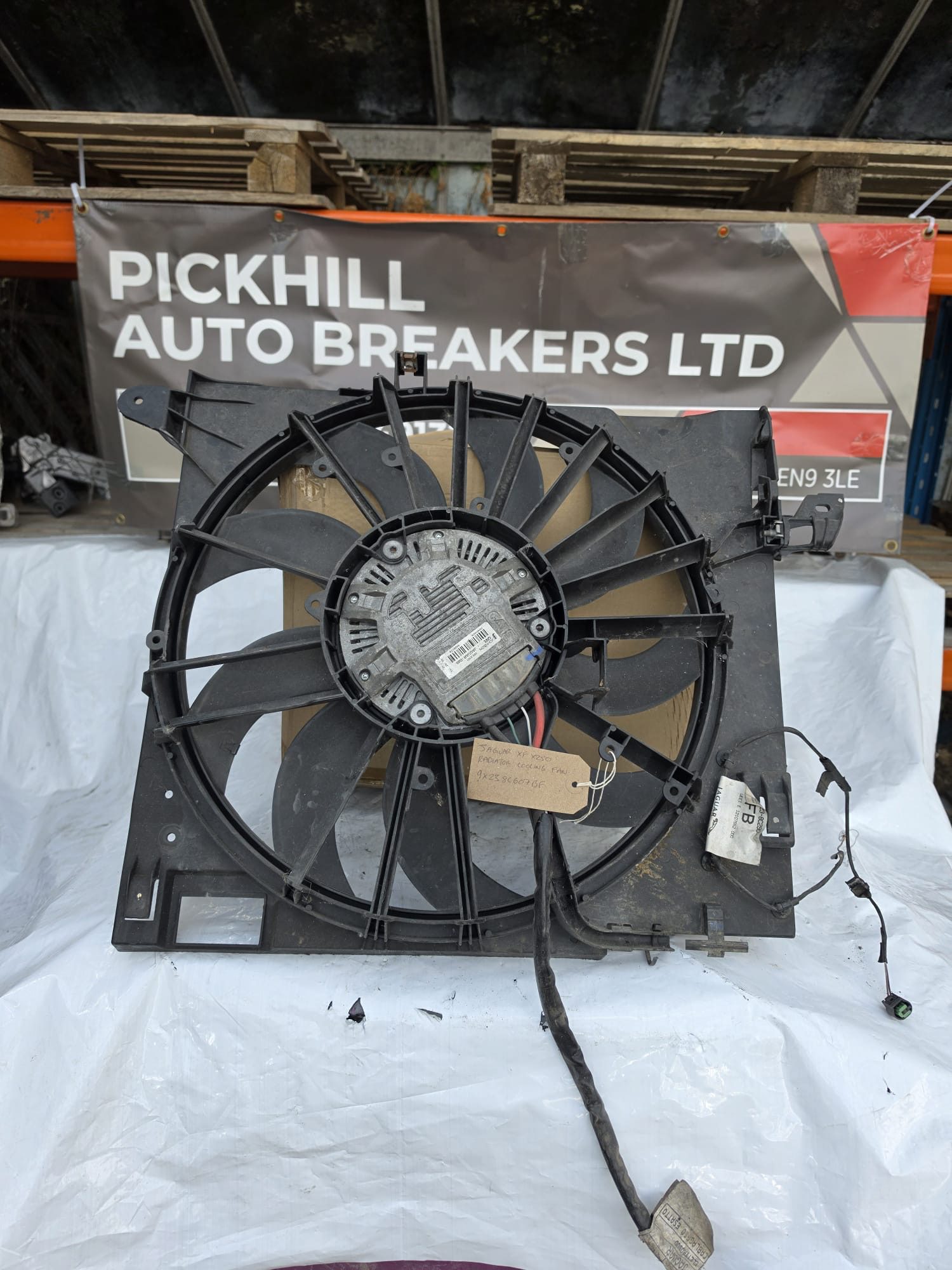 JAGUAR XF X250 RADIATOR COOLING FAN 9X238C607BF - Image 2