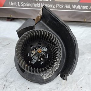 BMW 1 SERIES 116D M SPORT HEATER BLOWER FAN MOTOR 9276112-01
