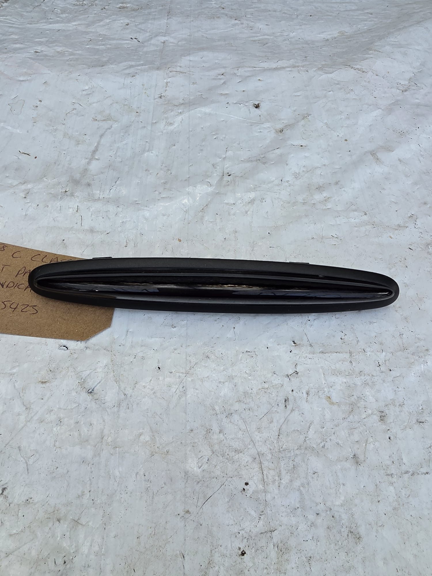 MERCEDES C CLASS W205 2016 FRONT PARKING SENSOR INDICATOR A0015425423