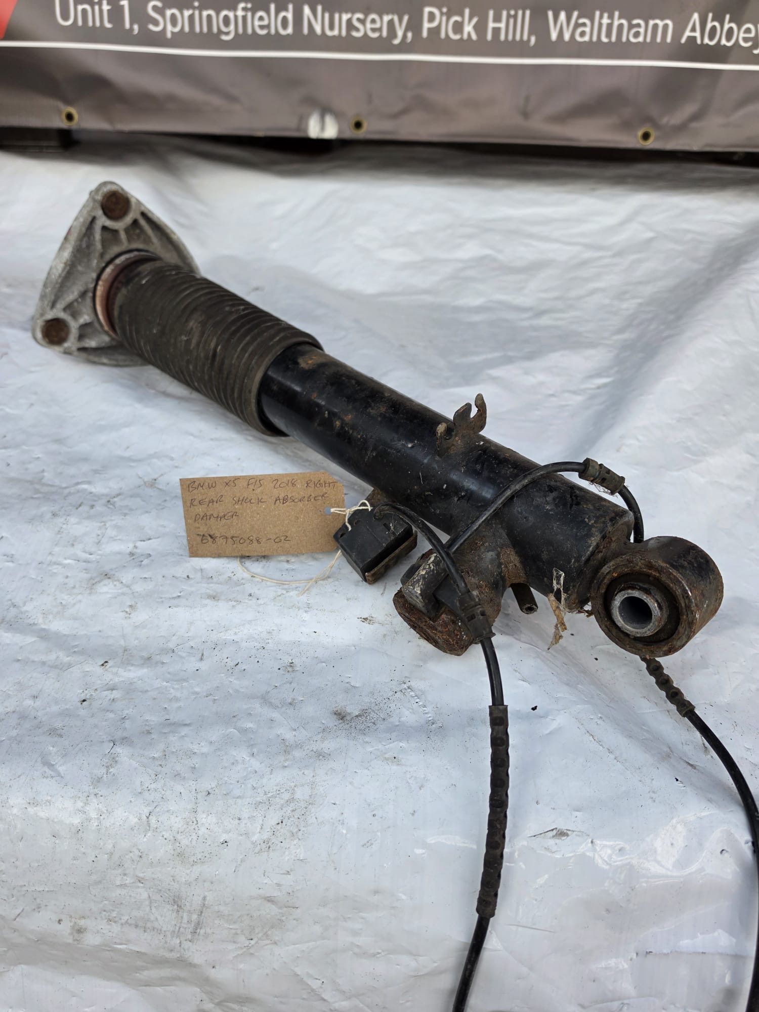 BMW X5 F15 2018 RIGHT REAR SHOCK ABSORBER DAMPER 6875088-02 - Image 3