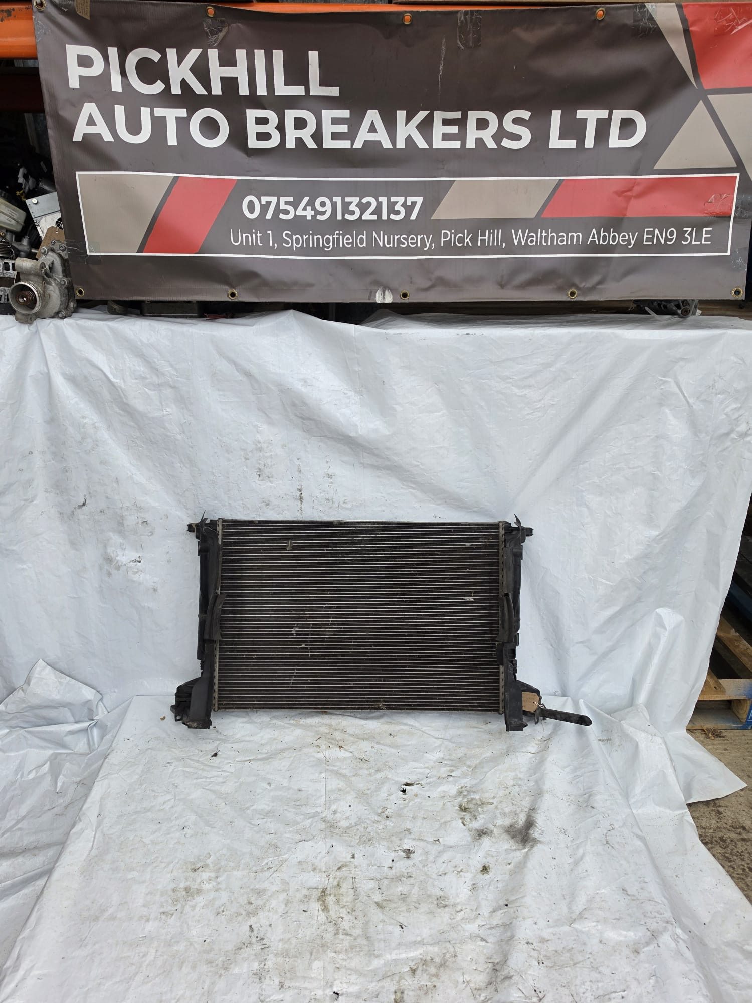 AUDI A4 B9 / VW SEAT SKODA 2.0 TDI WATER COOLANT RADIATOR 16-19 8W0121251AK - Image 2