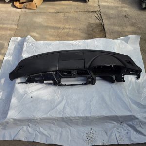 MERCEDES A CLASS W176 DASHBOARD ASSEMBLY AND PASSENGER AIRBAG 12-18 17668017879