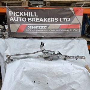 MERCEDES E CLASS W212 FRONT WINDSCREEN WIPER MOTOR AND LINKAGE A2128201340