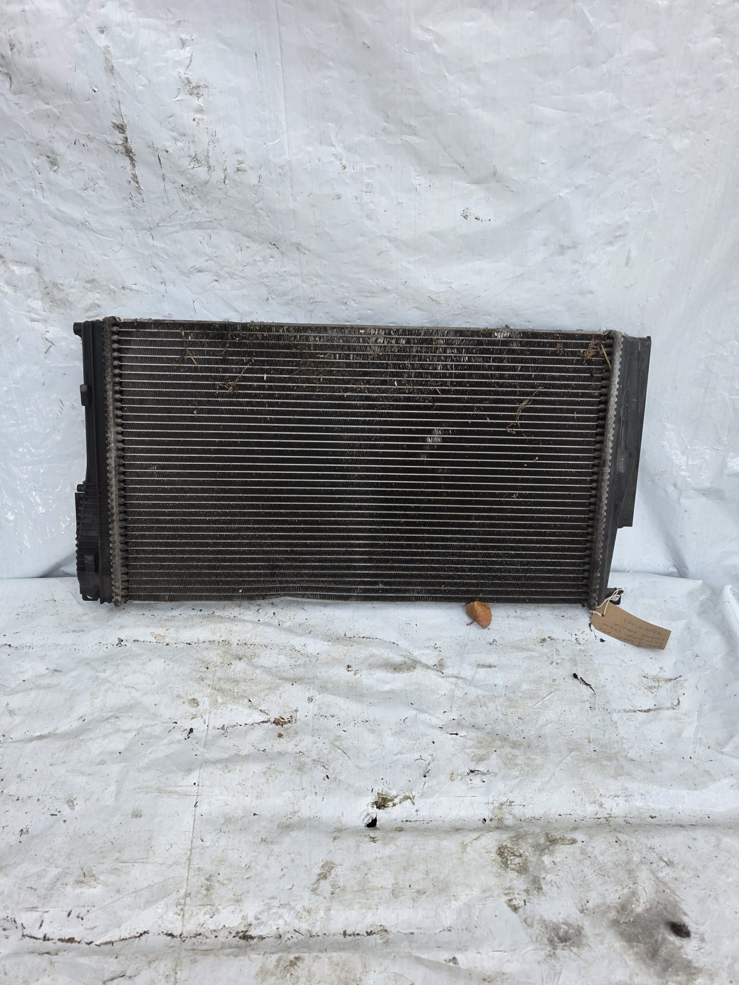 BMW 3 SERIES F30 2.0TD DIESEL ENGINE COOLING RADIATOR 760051101 - Image 2