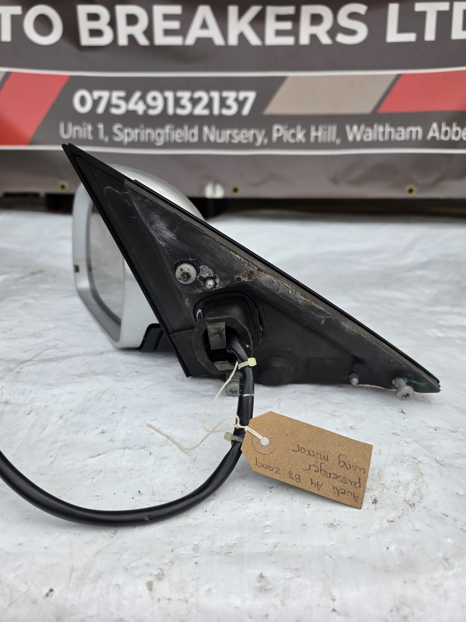 *AUDI A4 B8 2009 PASSENGER WING MIRROR - Image 4