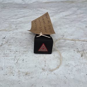 AUDI A4 B9 2015-2025 HAZARD WARNING LIGHT SWITCH BUTTON 8W0941509A