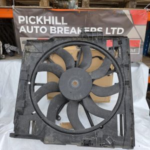 BMW X5 F15 RADIATOR COOLING FAN A69845112 / 7634471