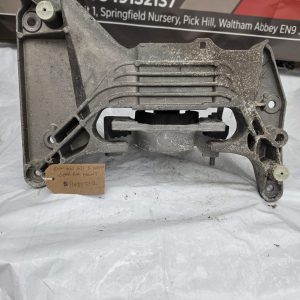 BMW 5 SERIES G30 G31 GEARBOX MOUNT 9485332