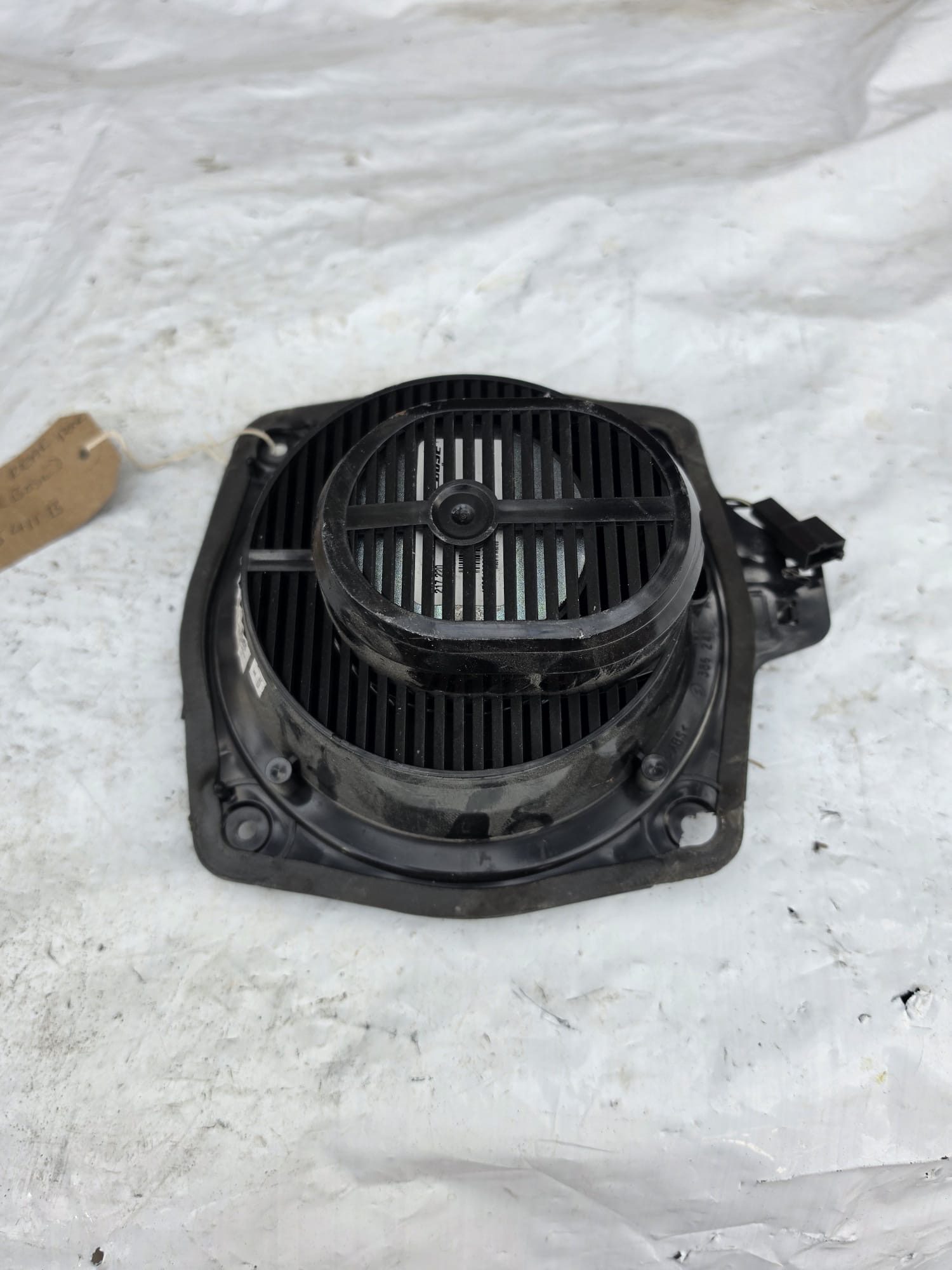 AUDI A4 B7 REAR DOOR SPEAKER (BOSE) 8H0035411B - Image 2