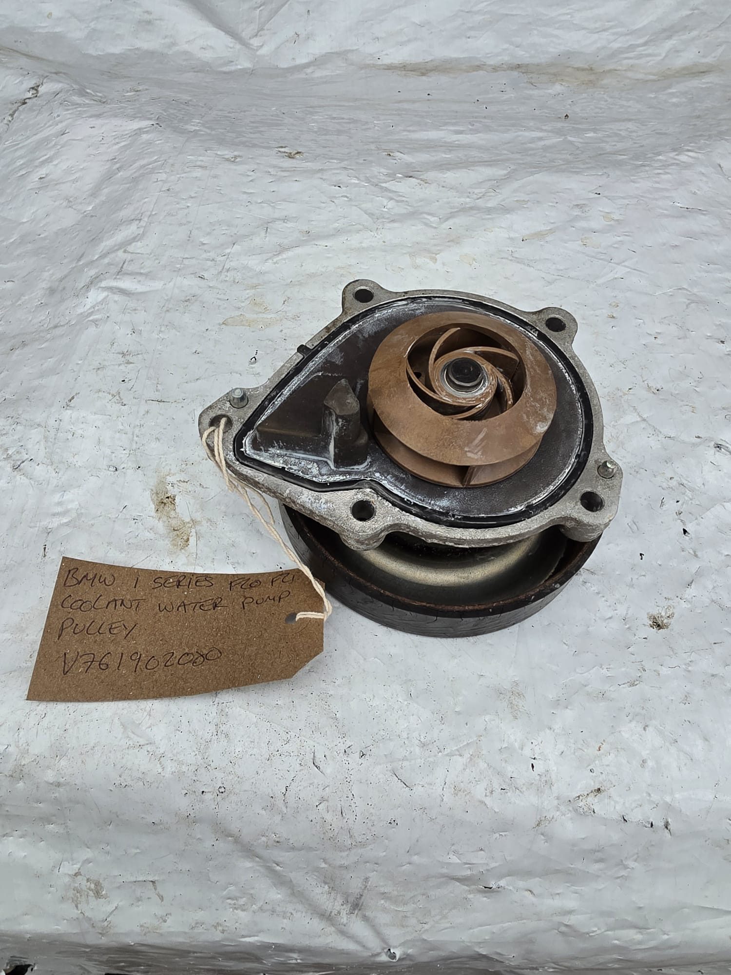 BMW 1 SERIES F20 F21 COOLANT WATER PUMP PULLEY V761902080