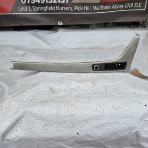 AUDI A4 B9 CENTER CONSOLE TRIM WITH MULTIMEDIA CONTROL SWITCH 8W2863969 / 8W2919616
