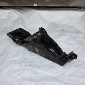 RANGE ROVER SPORTS L494 O/S DRIVER SIDE RIGHT RUNNING BOARD MOUNT ASG10057