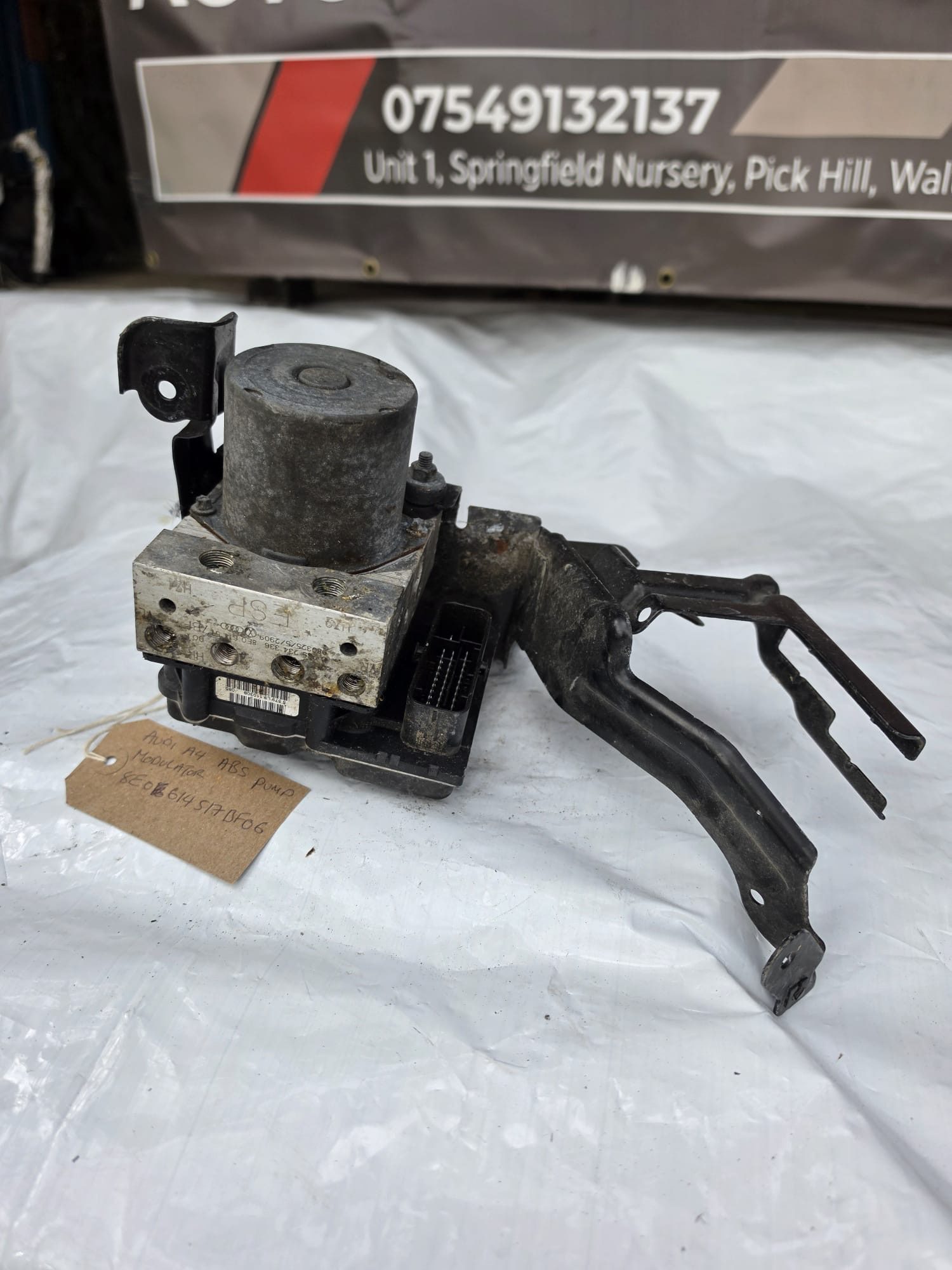 AUDI A4 ABS PUMP MODULATOR 8E0614517BF06