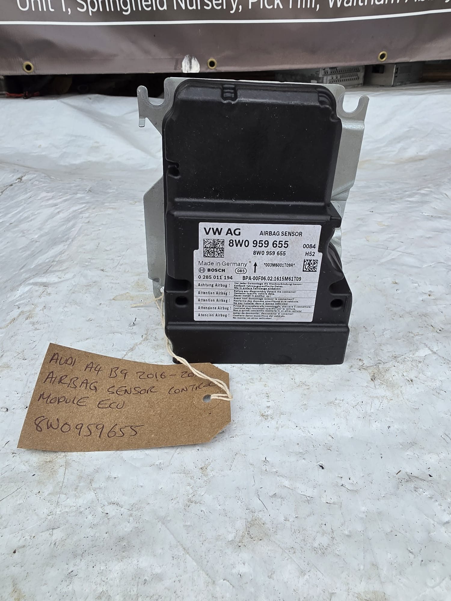 AUDI A4 B9 2016-2018 AIRBAG SENSOR CONTROL MODULE ECU 8W0959655