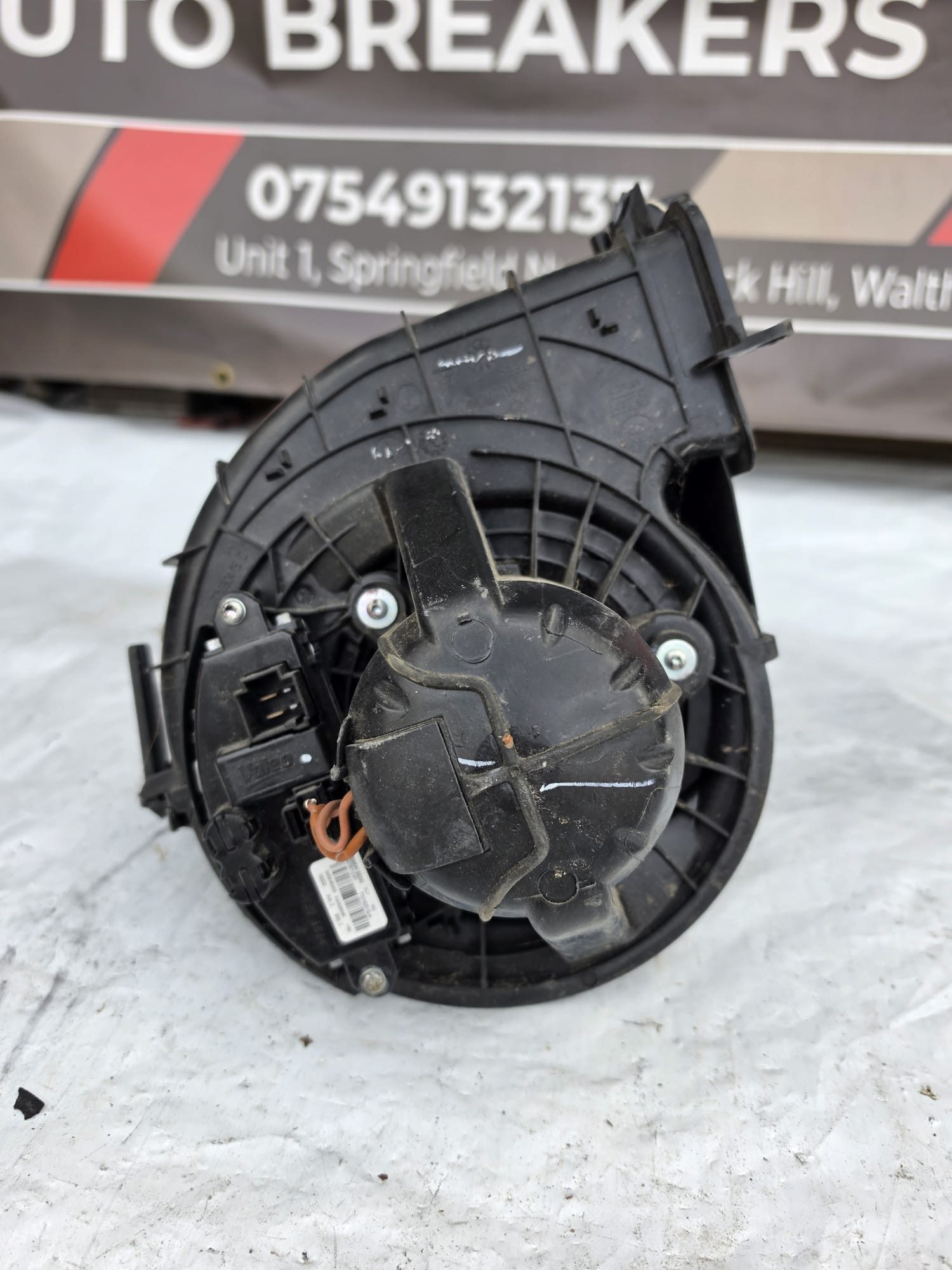 BMW 1 SERIES 116D M SPORT HEATER BLOWER FAN MOTOR 9276112-01 - Image 3