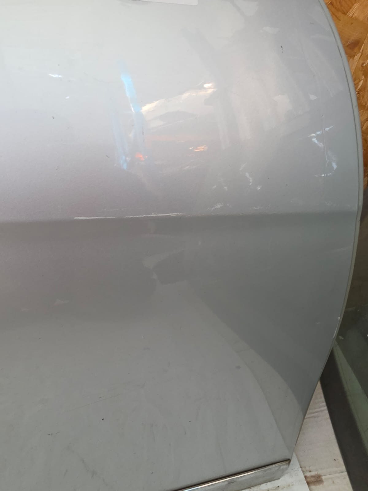 *MERCEDES C CLASS W204 FRONT DRIVER DOOR 2013 SILVER - Image 3