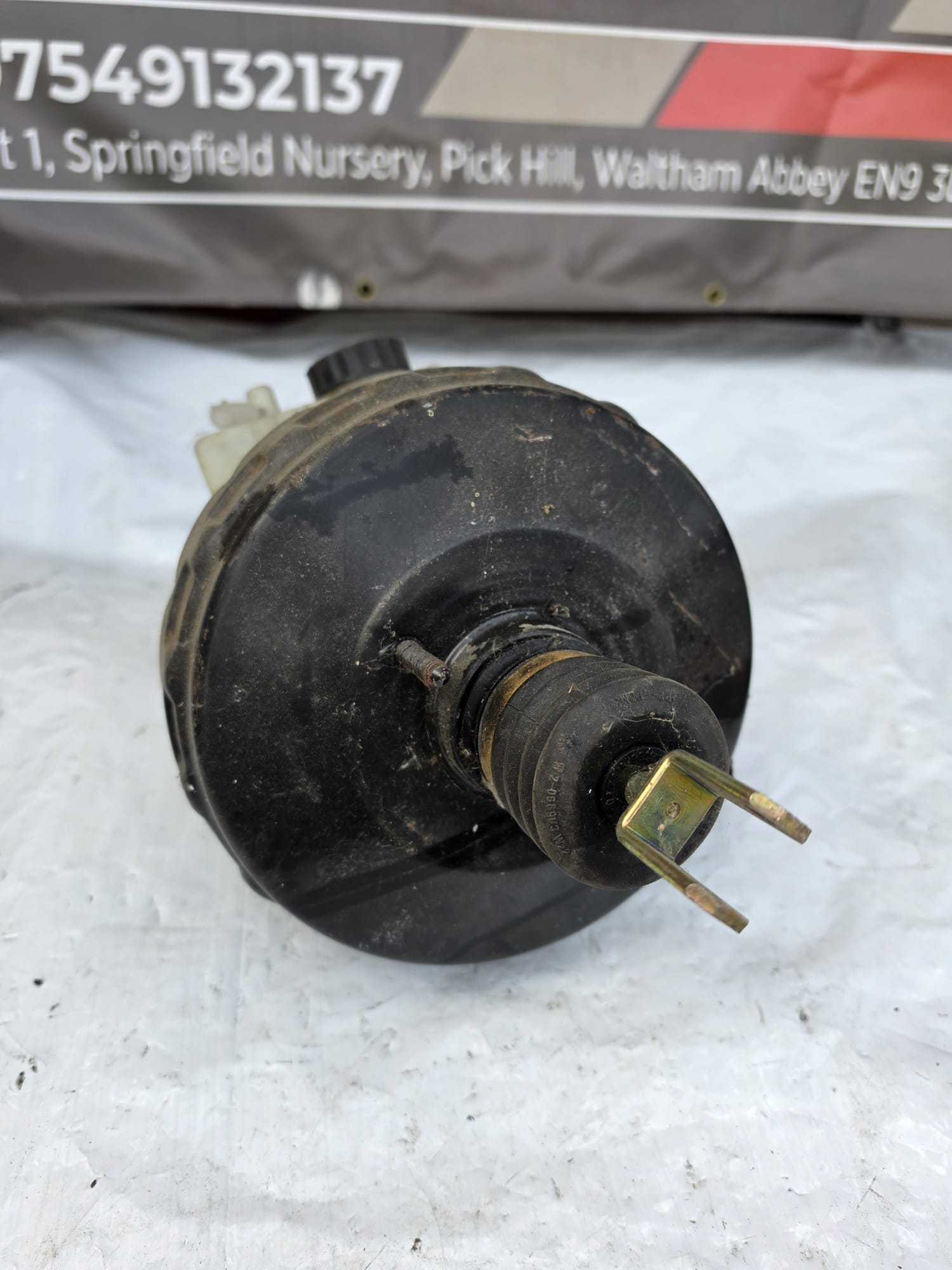 MERCEDES C CLASS CL203 02-08 BRAKE SERVO AND MASTER CYLINDER A0054304930 - Image 2