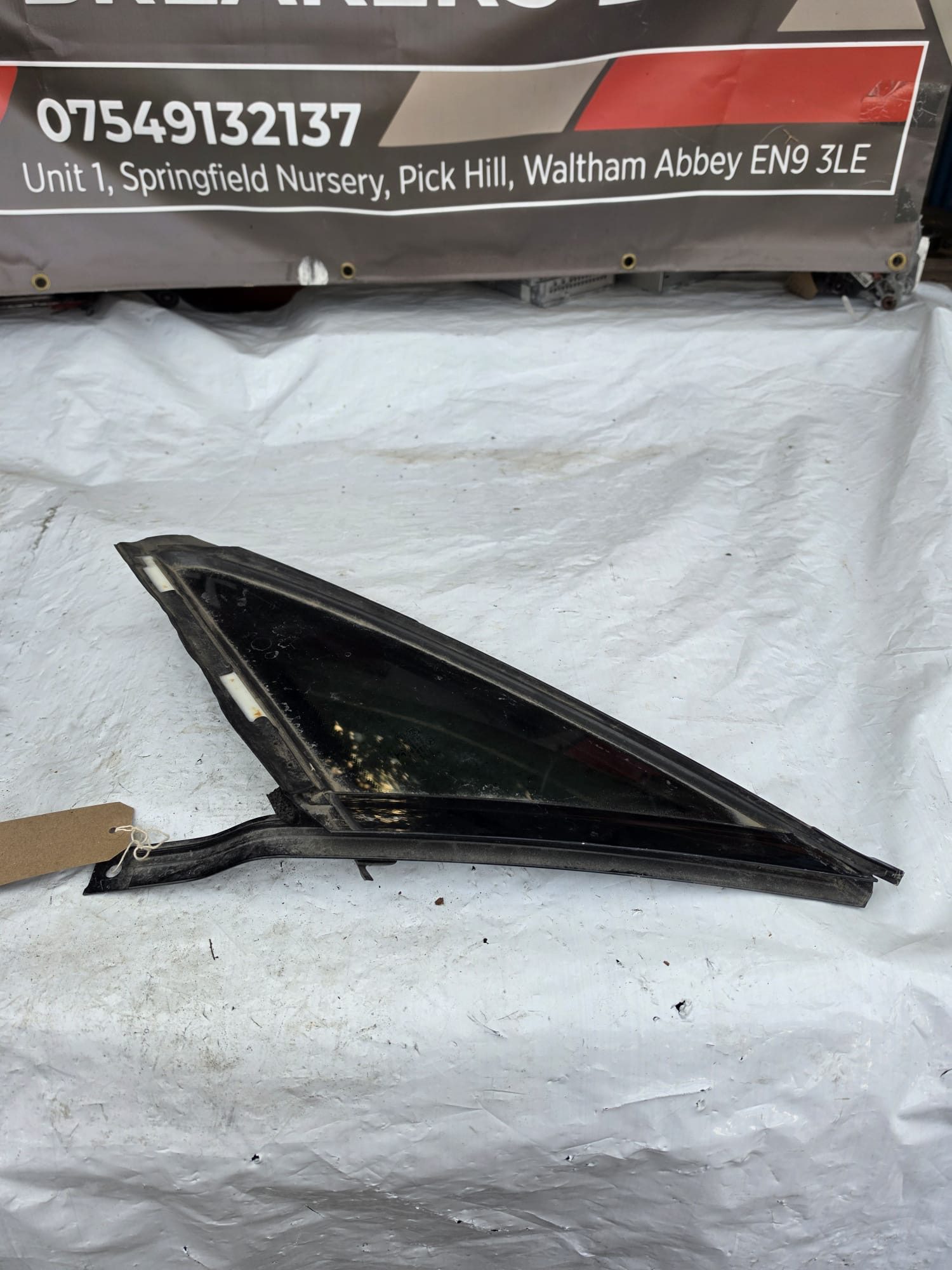 MERCEDES E CLASS REAR RIGHT QUARTER WINDOW GLASS A2386708800