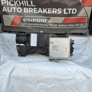 MERCEDES C CLASS W205 2014-2020 AIR FILTER BOX 047825001