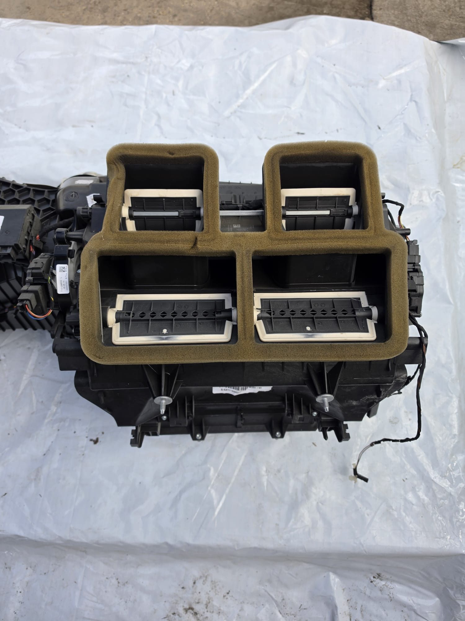 BMW 1 SERIES F20 HEATER MATRIX CORE BOX 11-15 T1013122B - Image 2