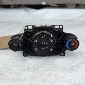 FORD FIESTA MK7 2008-2017 HEATER CLIMATE CONTROL SWITCH UNIT 8A6118549