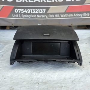 MERCEDES C CLASS W204 2007-2014 DASHBOARD SAT NAV DISPLAY MONITOR SCREEN A2046801231
